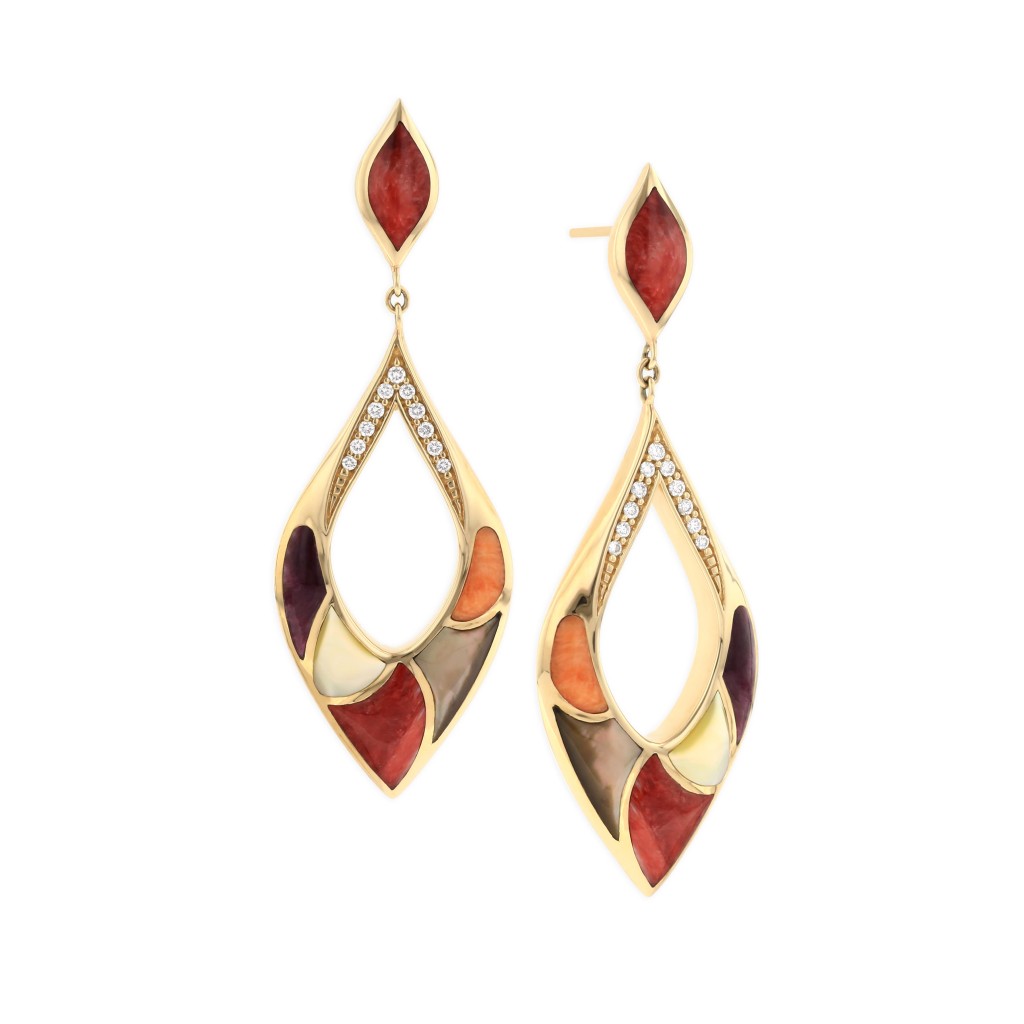 14 KT yellow gold Earring with inlay  and diamonds 1